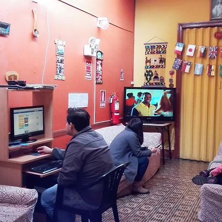 Friends House Acomodação com café da manhã Lima Exterior foto