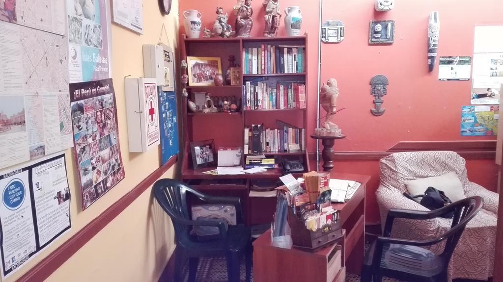 Friends House Acomodação com café da manhã Lima Exterior foto